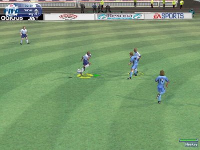 Скриншоты из FIFA 2001
